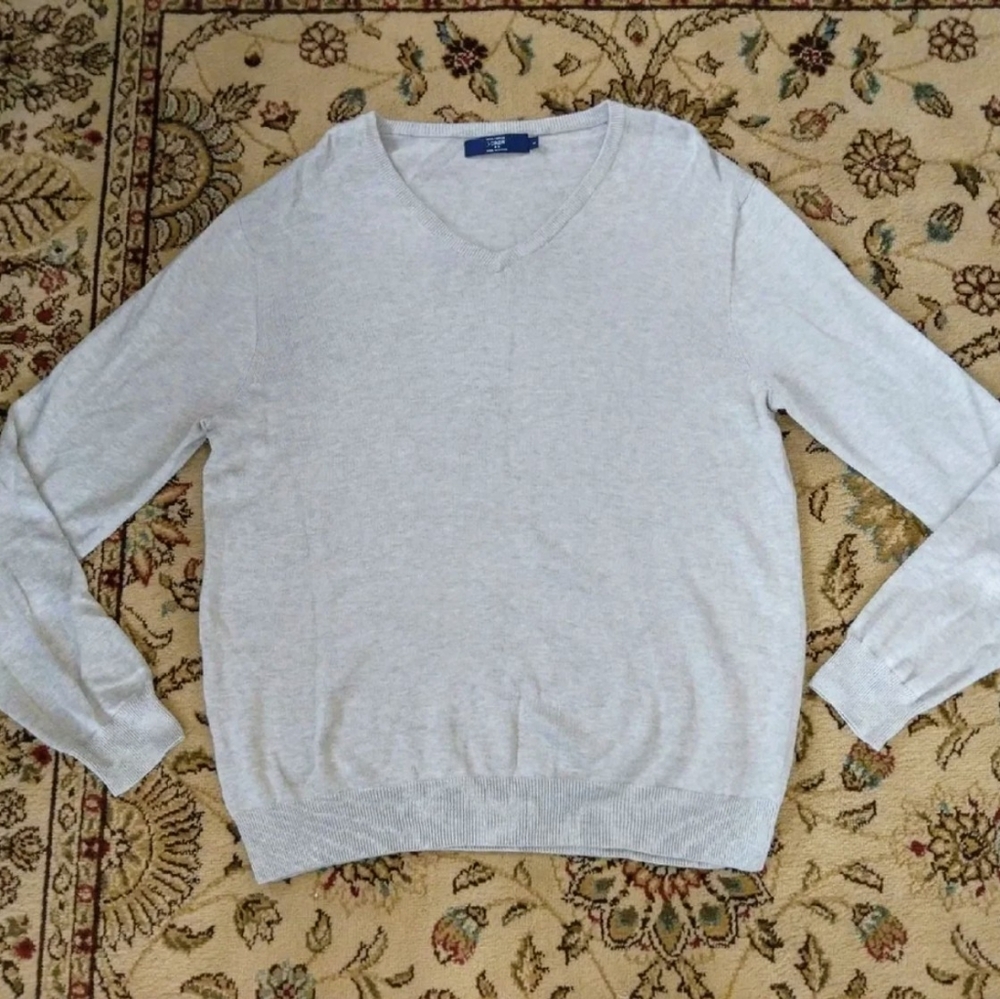 V-neck Sweater